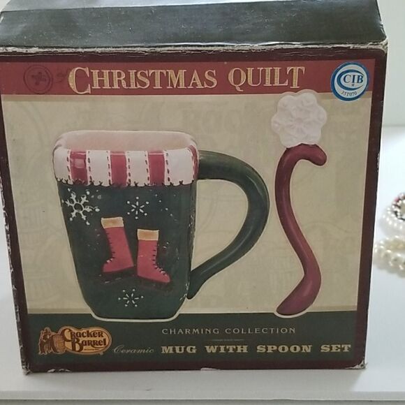 Cracker Barrel 'Christmas Quilt' Winter Mug and Spoon Set - Picture 8 of 9